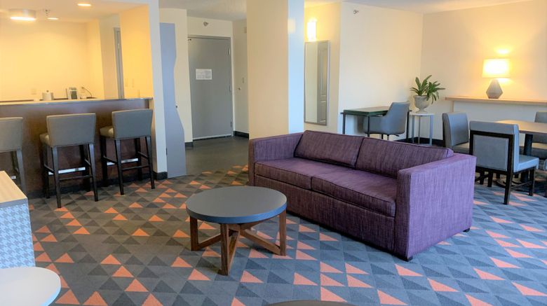<b>Holiday Inn Asheville-Biltmore West Suite</b>. Images powered by <a href="https://www.leonardoworldwide.com/" title="Leonardo Worldwide" target="_blank">Leonardo</a>.
