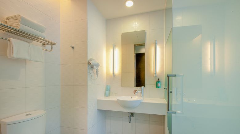 <b>Holiday Inn Express Taichung Park Room</b>. Images powered by <a href="https://www.leonardoworldwide.com/" title="Leonardo Worldwide" target="_blank">Leonardo</a>.