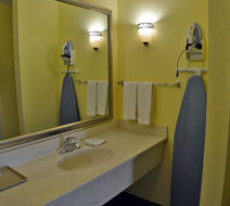 Scottish Inns Fort Worth Room