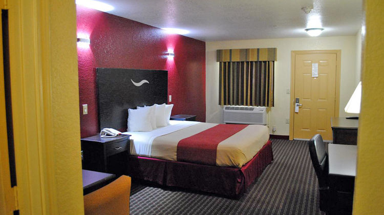 Scottish Inns Fort Worth Room