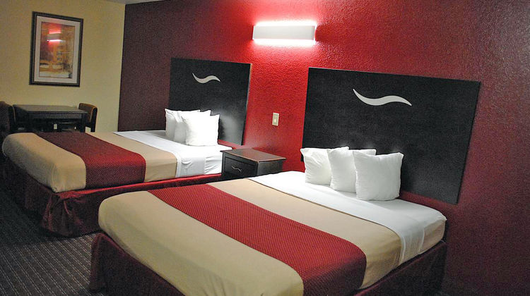 Scottish Inns Fort Worth Room