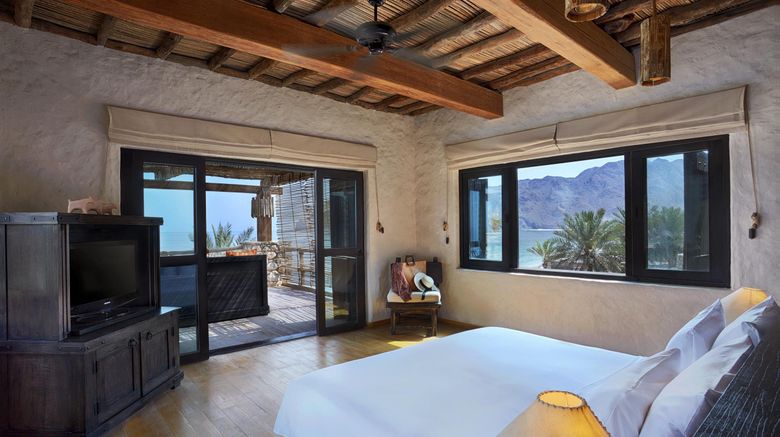 <b>Six Senses Zighy Bay Room</b>. Images powered by <a href="https://www.leonardoworldwide.com/" title="Leonardo Worldwide" target="_blank">Leonardo</a>.