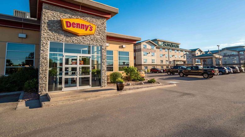 <b>Sandman Hotel & Suites Winnipeg Airport Restaurant</b>. Images powered by <a href="https://www.leonardoworldwide.com/" title="Leonardo Worldwide" target="_blank">Leonardo</a>.