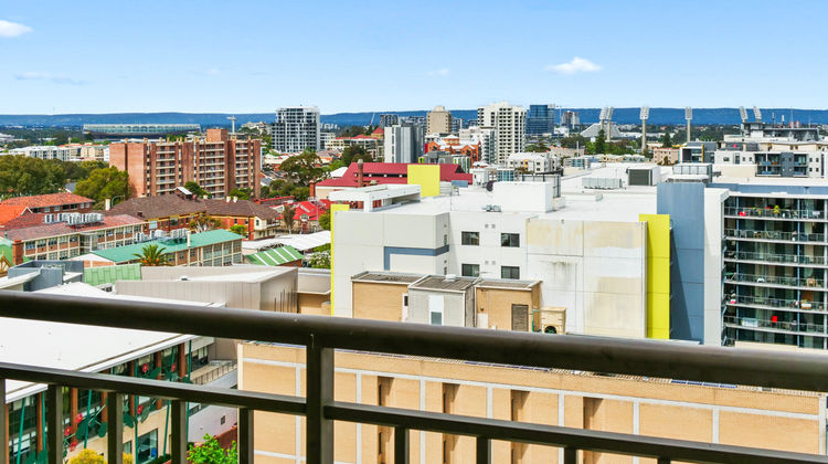 All Suites Perth Exterior