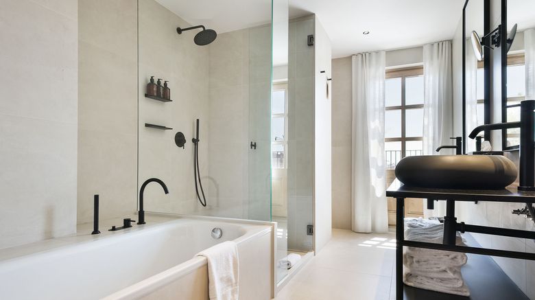 <b>Yurbban Passage Hotel & Spa Room</b>. Images powered by <a href="https://www.leonardoworldwide.com/" title="Leonardo Worldwide" target="_blank">Leonardo</a>.