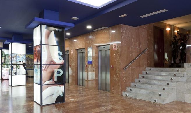 Olympia Hotel Events & Spa Lobby