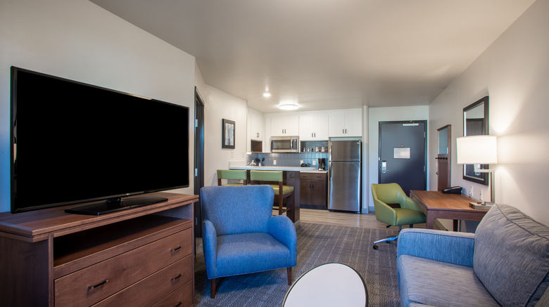 <b>Staybridge Stes Sioux Falls Southwest Room</b>. Images powered by <a href="https://www.leonardoworldwide.com/" title="Leonardo Worldwide" target="_blank">Leonardo</a>.