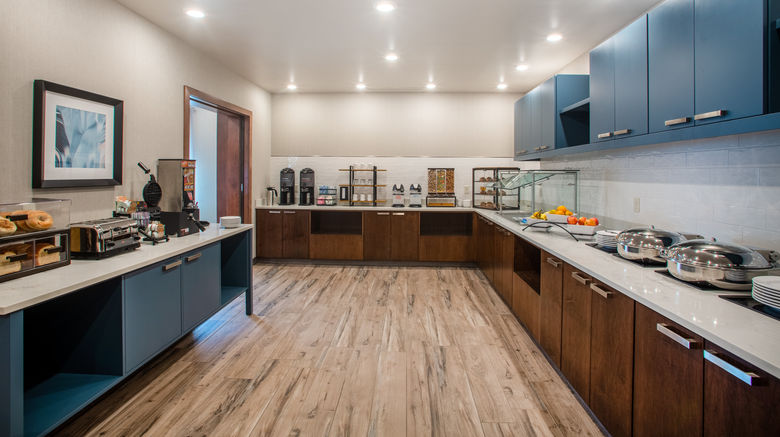 <b>Staybridge Stes Sioux Falls Southwest Restaurant</b>. Images powered by <a href="https://www.leonardoworldwide.com/" title="Leonardo Worldwide" target="_blank">Leonardo</a>.