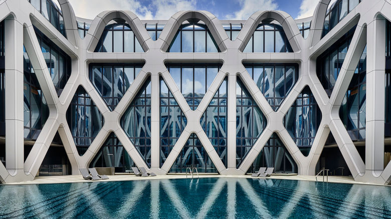 <b>Morpheus at City of Dreams Pool</b>. Images powered by <a href="https://www.leonardoworldwide.com/" title="Leonardo Worldwide" target="_blank">Leonardo</a>.