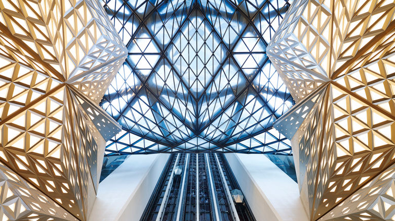 <b>Morpheus at City of Dreams Lobby</b>. Images powered by <a href="https://www.leonardoworldwide.com/" title="Leonardo Worldwide" target="_blank">Leonardo</a>.