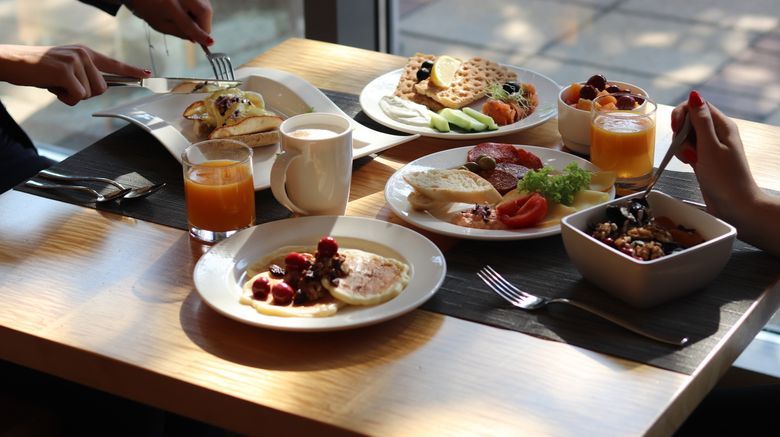 <b>Crowne Plaza Budapest Restaurant</b>. Images powered by <a href="https://www.leonardoworldwide.com/" title="Leonardo Worldwide" target="_blank">Leonardo</a>.