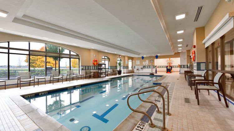 Staybridge Suites Waterloo-St Jacobs Pool