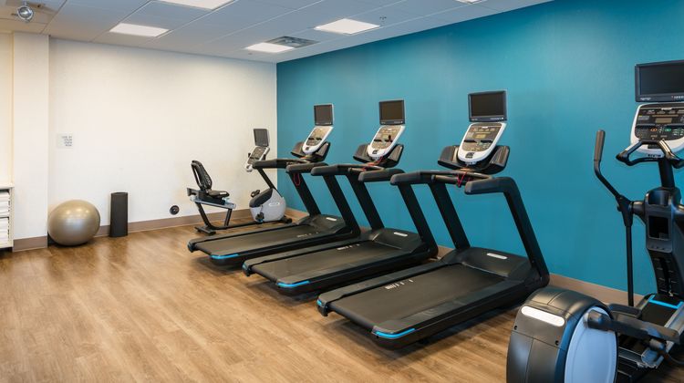 Holiday Inn Express & Suites Bend South Health Club