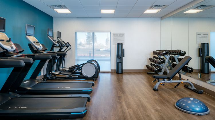 Holiday Inn Express & Suites Bend South Health Club