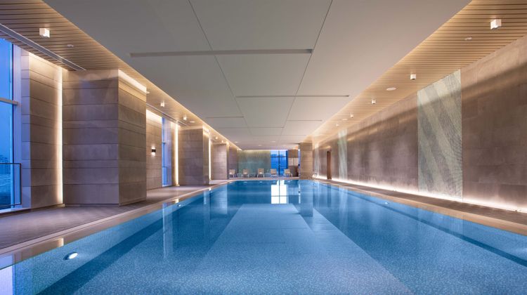 Holiday Inn Wuxi Central Station Pool
