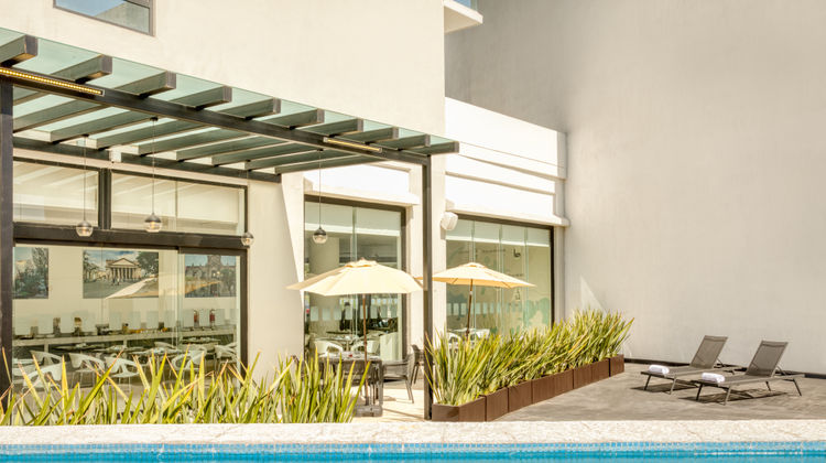 Fiesta Inn Guadalajara Aeropuerto Pool