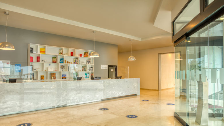 <b>Fiesta Inn Guadalajara Aeropuerto Lobby</b>. Images powered by <a href="https://www.leonardoworldwide.com/" title="Leonardo Worldwide" target="_blank">Leonardo</a>.