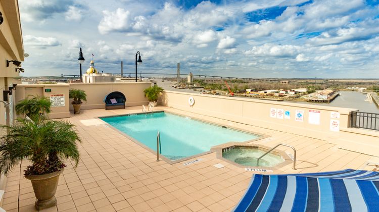 Holiday Inn Express Historic District Pool