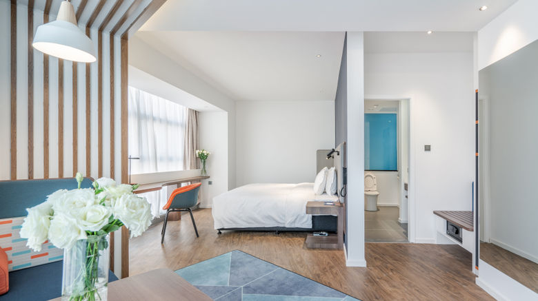 <b>Holiday Inn Express Changsha Shifu Suite</b>. Images powered by <a href="https://www.leonardoworldwide.com/" title="Leonardo Worldwide" target="_blank">Leonardo</a>.
