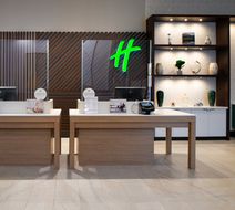 Holiday Inn & Suites Idaho Falls Lobby