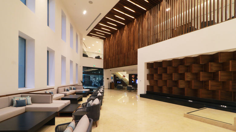 <b>Holiday Inn & Suites Marina & Golf Lobby</b>. Images powered by <a href="https://www.leonardoworldwide.com/" title="Leonardo Worldwide" target="_blank">Leonardo</a>.