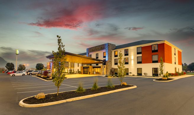 Holiday Inn Express Hotel & Suites-Troy Exterior