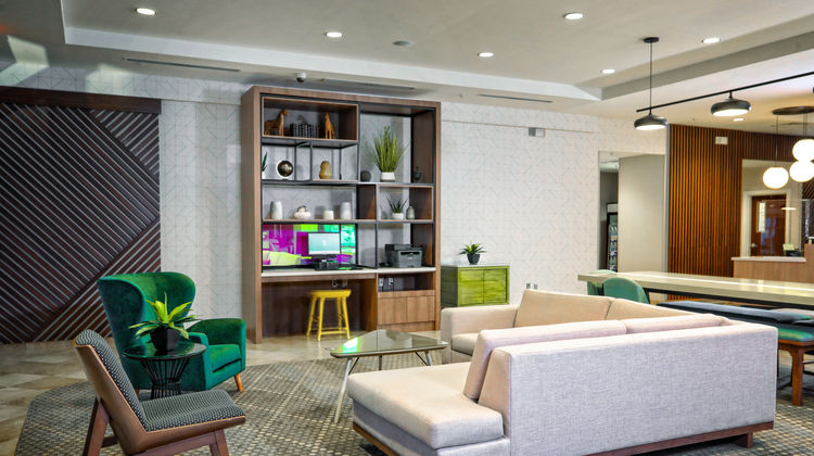 Holiday Inn Statesboro-University Area Lobby