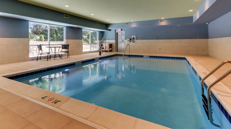 Holiday Inn Express & Suites Civic Ctr Pool