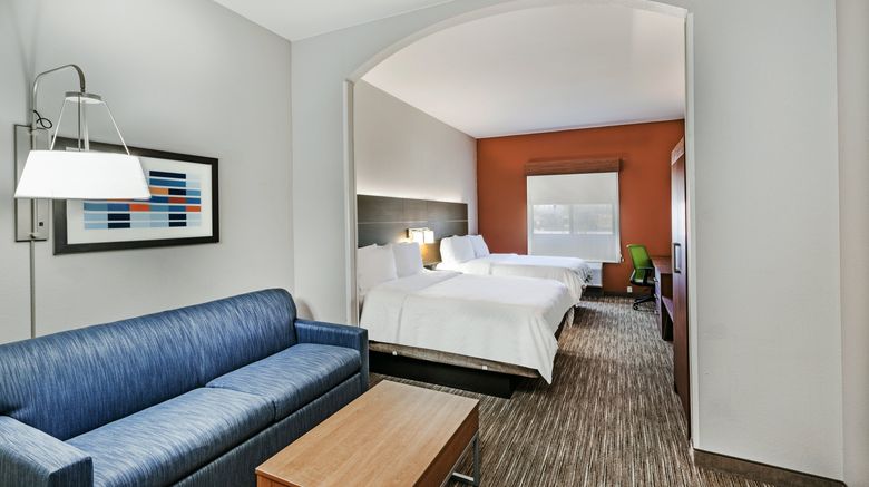<b>Holiday Inn Express Hotel & Suites Pryor Suite</b>. Images powered by <a href="https://www.leonardoworldwide.com/" title="Leonardo Worldwide" target="_blank">Leonardo</a>.