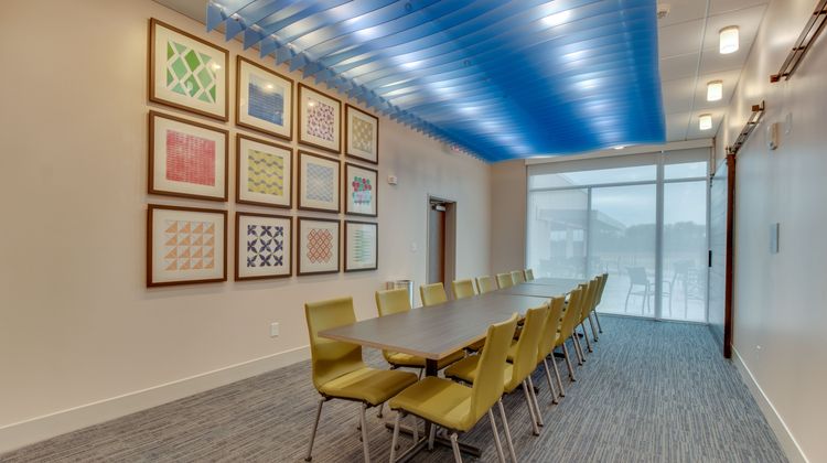 Holiday Inn Express & Suites Union City Meeting