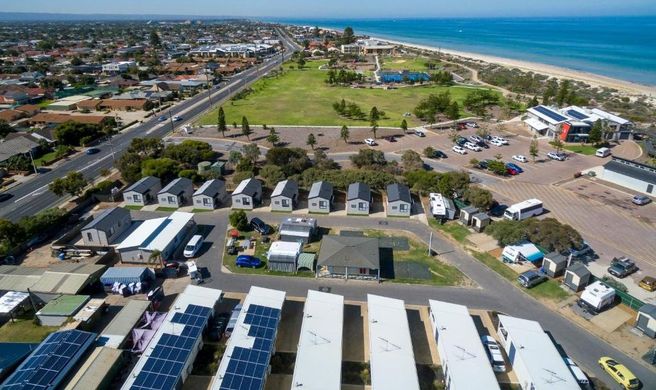 Discovery Parks Adelaide Beachfront Exterior