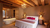 La Vella Farga Room