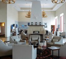 Holiday Inn Express & Stes Olathe North Lobby
