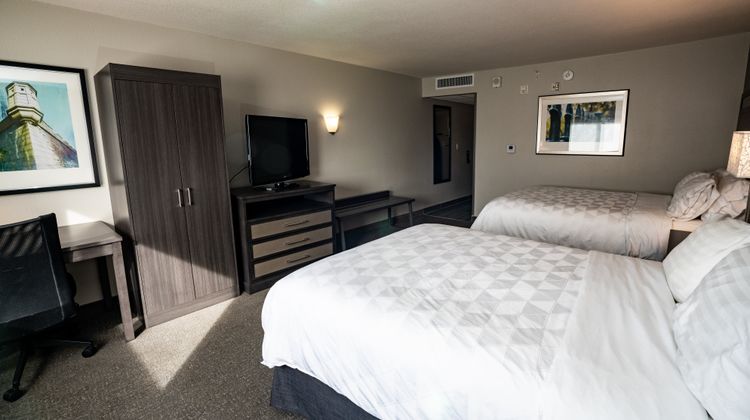 Holiday Inn Kearney Room