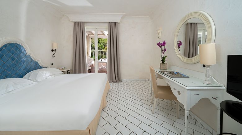 <b>Therasia Resort Room</b>. Images powered by <a href="https://www.leonardoworldwide.com/" title="Leonardo Worldwide" target="_blank">Leonardo</a>.