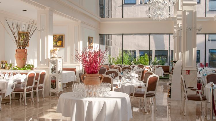 Grand Hotel Palladium Munich Restaurant