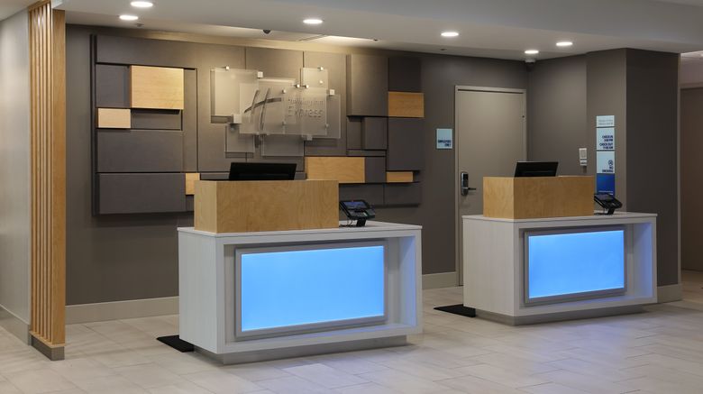 <b>Holiday Inn Express Grand Rapids SW Lobby</b>. Images powered by <a href="https://www.leonardoworldwide.com/" title="Leonardo Worldwide" target="_blank">Leonardo</a>.