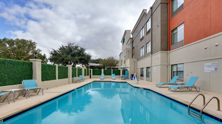 <b>Holiday Inn Express & Suites Austin Pool</b>. Images powered by <a href="https://www.leonardoworldwide.com/" title="Leonardo Worldwide" target="_blank">Leonardo</a>.