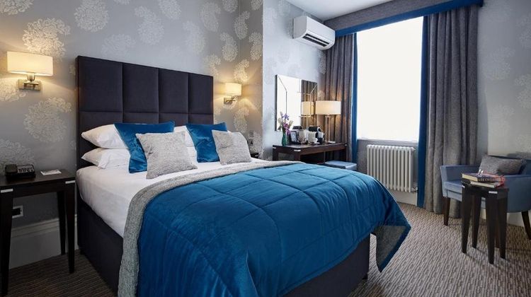 The Mandolay Hotel Room