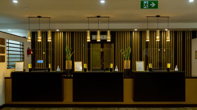 <b>Accra City Hotel Lobby</b>. Images powered by <a href="https://www.leonardoworldwide.com/" title="Leonardo Worldwide" target="_blank">Leonardo</a>.