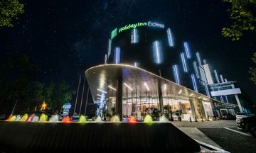 Holiday Inn Express Songjiang Fangta
