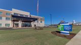 Holiday Inn Express & Suites Union City Exterior