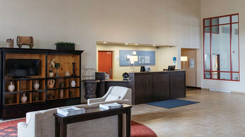 <b>Holiday Inn Express & Stes Olathe North Lobby</b>. Images powered by <a href="https://www.leonardoworldwide.com/" title="Leonardo Worldwide" target="_blank">Leonardo</a>.