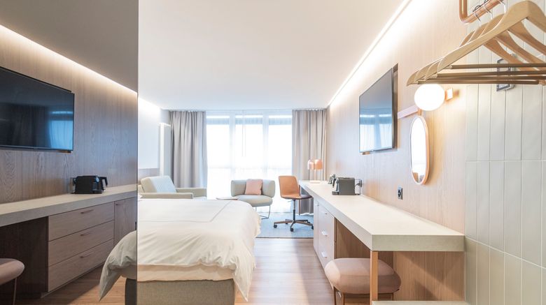 <b>Swissotel Kursaal Bern Room</b>. Images powered by <a href="https://www.leonardoworldwide.com/" title="Leonardo Worldwide" target="_blank">Leonardo</a>.