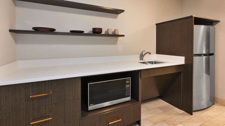Hotel Indigo Rochester Downtown Suite
