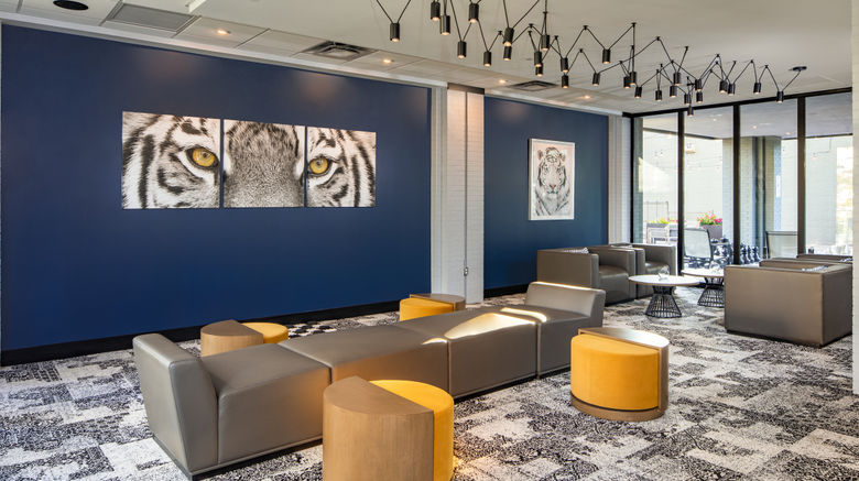 <b>Hotel Indigo Chattanooga Downtown Lobby</b>. Images powered by <a href="https://www.leonardoworldwide.com/" title="Leonardo Worldwide" target="_blank">Leonardo</a>.