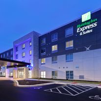 Holiday Inn Express & Suites Ottawa