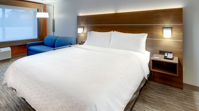 <b>Holiday Inn Express & Suites Suite</b>. Images powered by <a href="https://www.leonardoworldwide.com/" title="Leonardo Worldwide" target="_blank">Leonardo</a>.