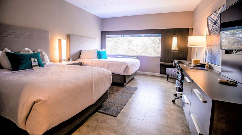 <b>Hotel Indigo Harrisburg/Hershey Room</b>. Images powered by <a href="https://www.leonardoworldwide.com/" title="Leonardo Worldwide" target="_blank">Leonardo</a>.