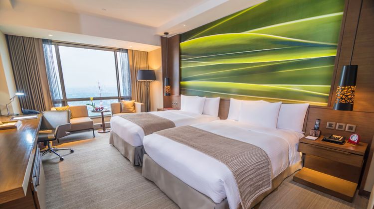 Marco Polo Ortigas, Manila Exterior